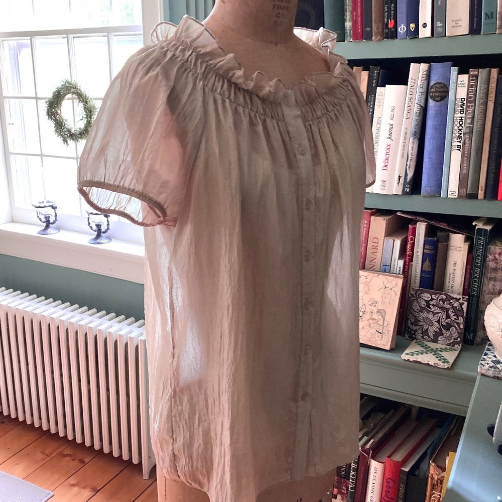 Shimmery Gold Peasant-style Summer Blouse - Picture 10 of 10